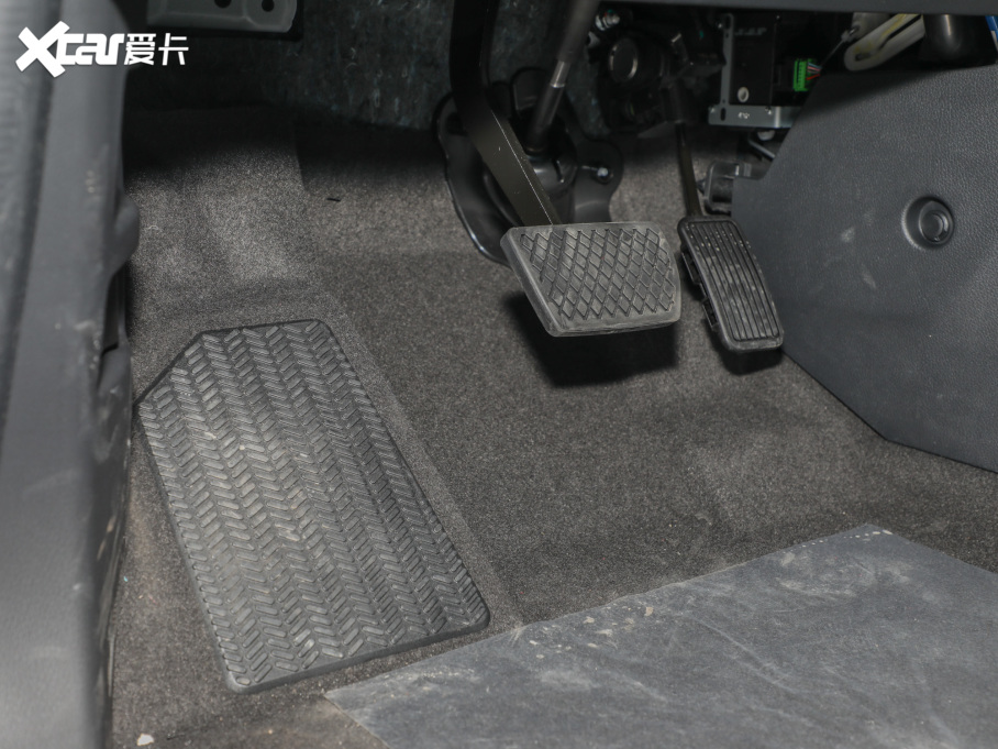 2022 2.0L e:HEV m