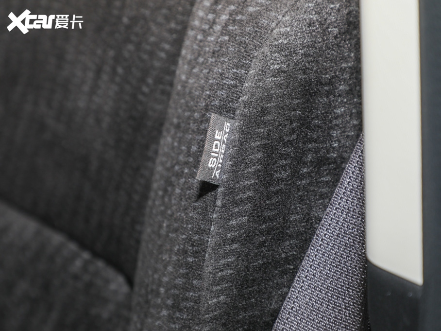 2022 2.0L e:HEV m