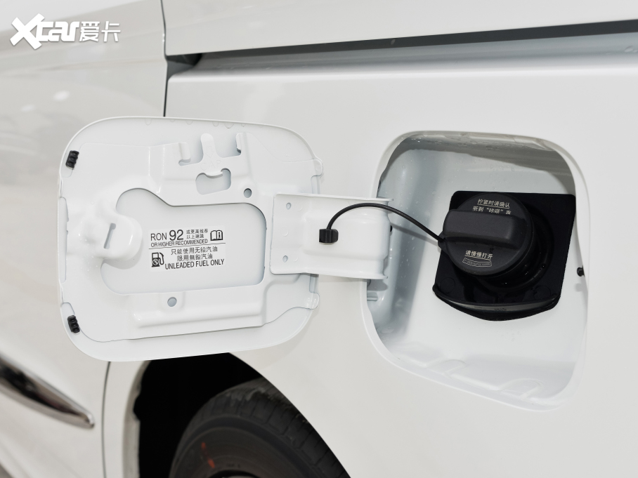 2022����� 2.0L e:HEV ���A������