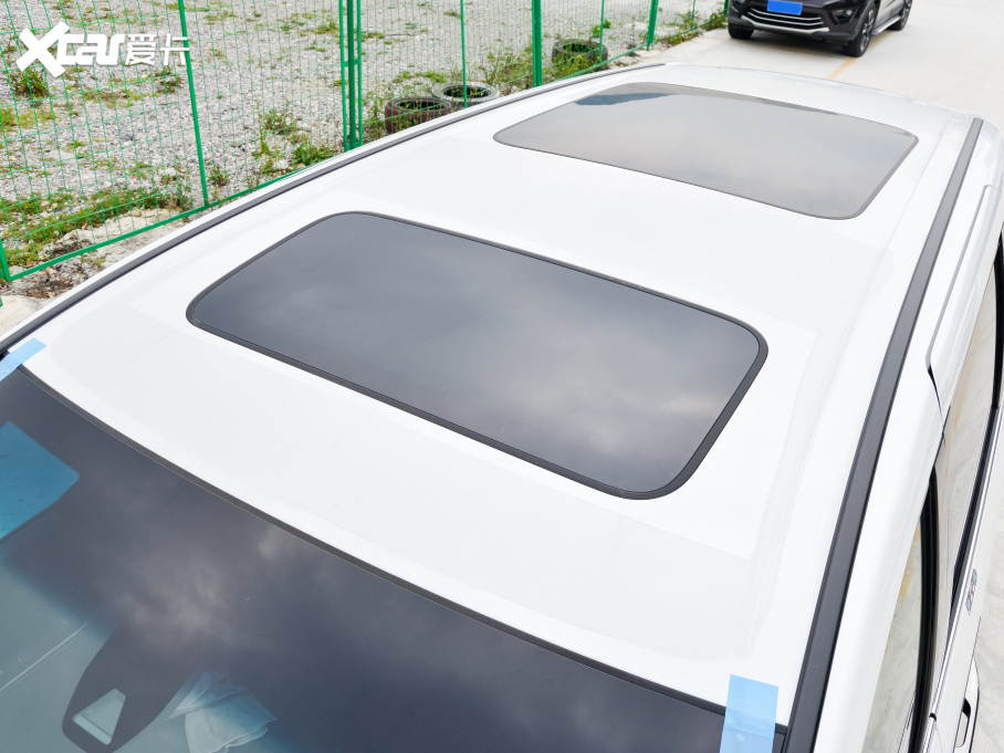 2022 2.0L e:HEV A