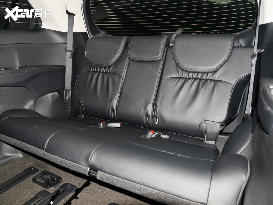 2022 2.0L e:HEV A