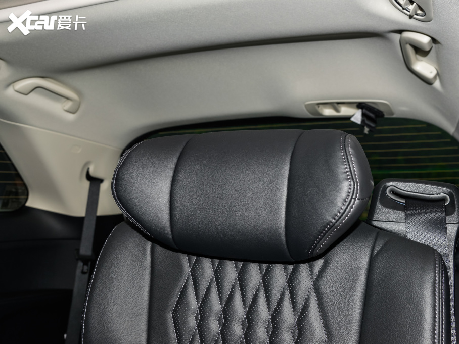 2022 2.0L e:HEV A