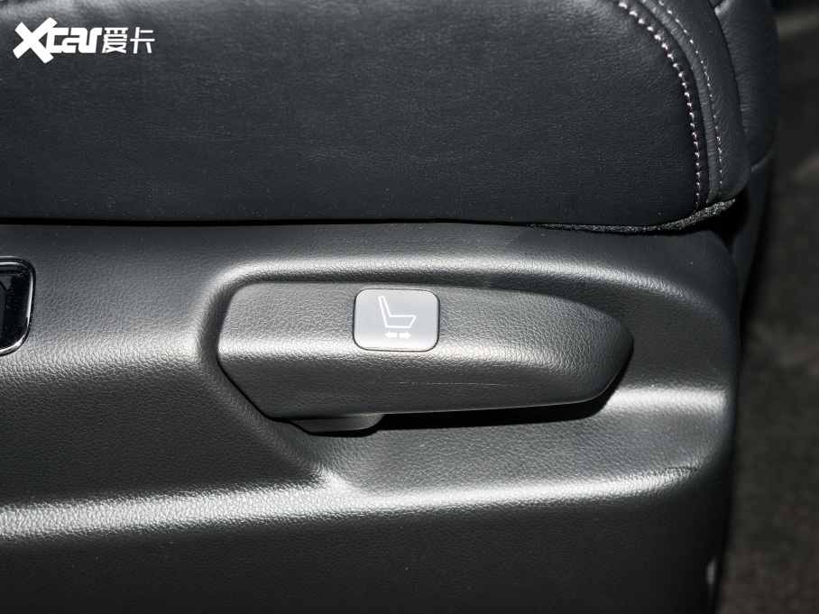 2022 2.0L e:HEV A