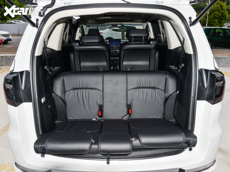 2022 2.0L e:HEV A