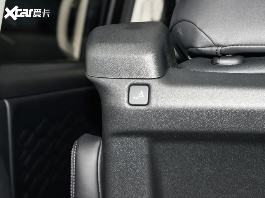 2022 2.0L e:HEV A