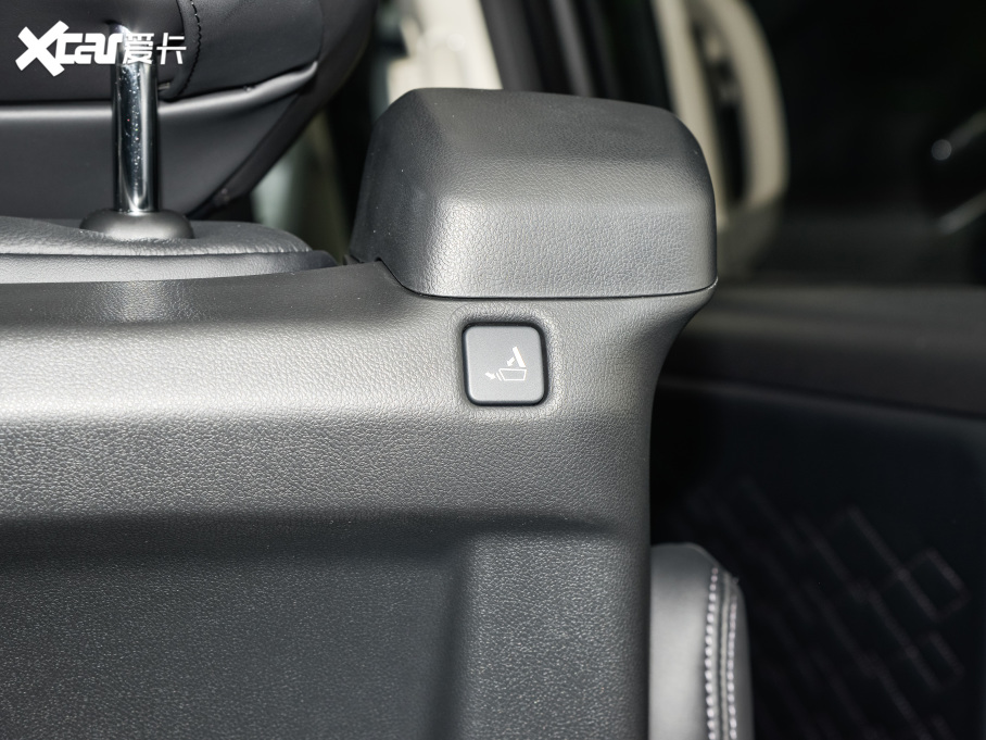 2022 2.0L e:HEV A