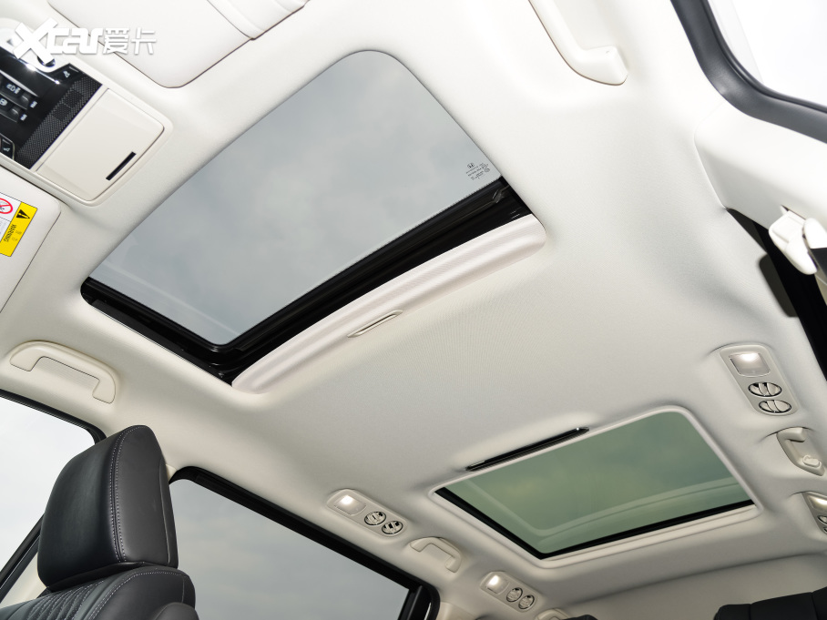 2022 2.0L e:HEV A