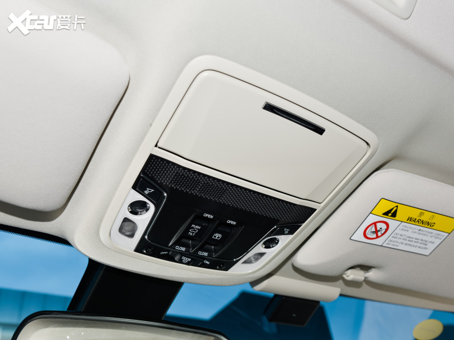 2022 2.0L e:HEV A