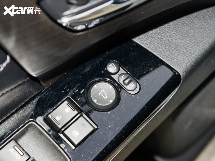 2022 2.0L e:HEV A