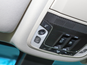 20222.0L e:HEV A п؅^