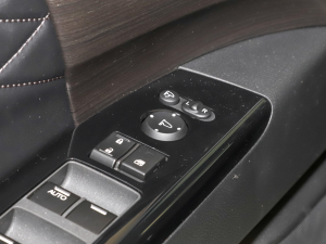 20222.0L e:HEV A п؅^