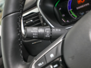 20222.0L e:HEV m п؅^