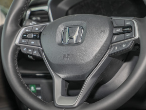 20222.0L e:HEV m п؅^