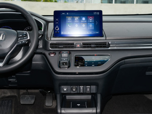 20222.0L e:HEV A п_(ti)