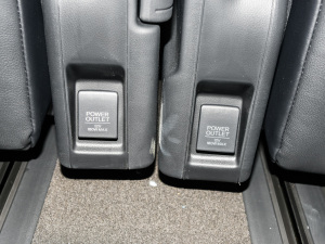 20222.0L e:HEV A п؅^