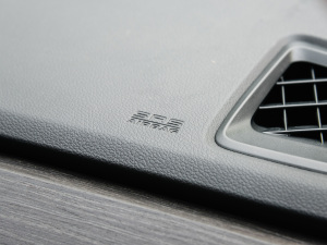 20222.0L e:HEV A п؅^