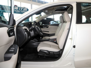 2022180TURBO CVTҫ ǰſg