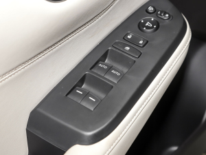 2022180TURBO CVTҫ {܇ƅ^	