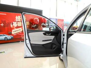 2022180TURBO CVTҫ {λ܇T