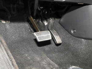 2022180TURBO CVTҫ п؅^