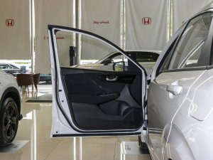 2022180TURBO CVT {λ܇T