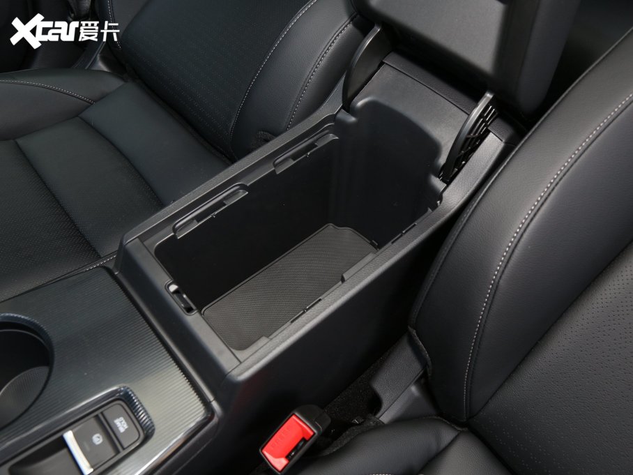 2023˼ 240TURBO CVTſءCλ؄e