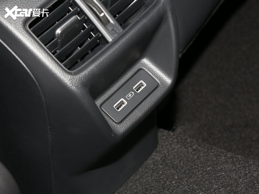 2023˼ 240TURBO CVTſءCλ؄e