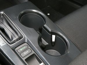2023款240TURBO CVT劲动·C位客特别版 前排杯架