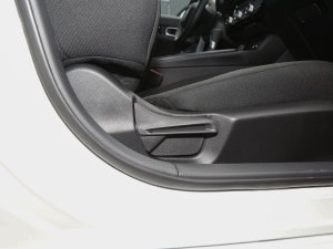 2023款240TURBO CVT劲动·C位客特别版 空间座椅