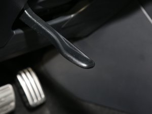 20232.0L e:HEV J п؅^