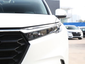 2023240TURBO (q)hа 7 (x)(ji)^