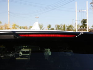 2023240TURBO (q) 5 (x)(ji)^