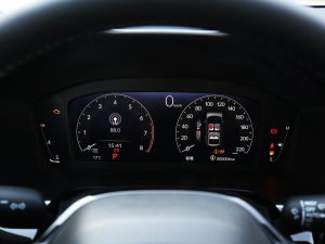 2023款240TURBO 四驱臻享版 5座 仪表