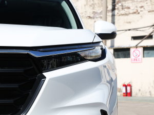 2023240TURBO (q)hа 5 (x)(ji)^