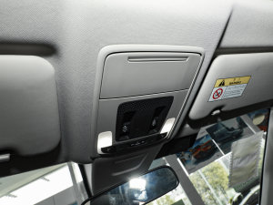2023款240TURBO 两驱睿型版 5座 中控区