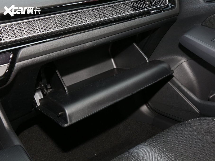 2023˼HATCHBACK HATCHBACK 240TURBO CVTOS