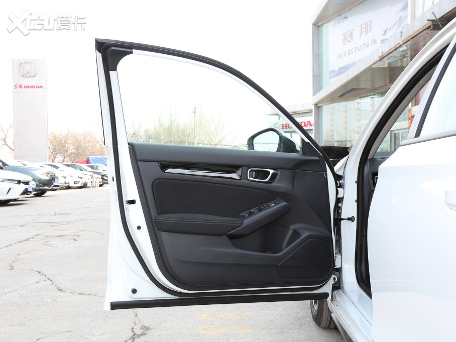 2023˼HATCHBACK HATCHBACK 240TURBO CVTOS