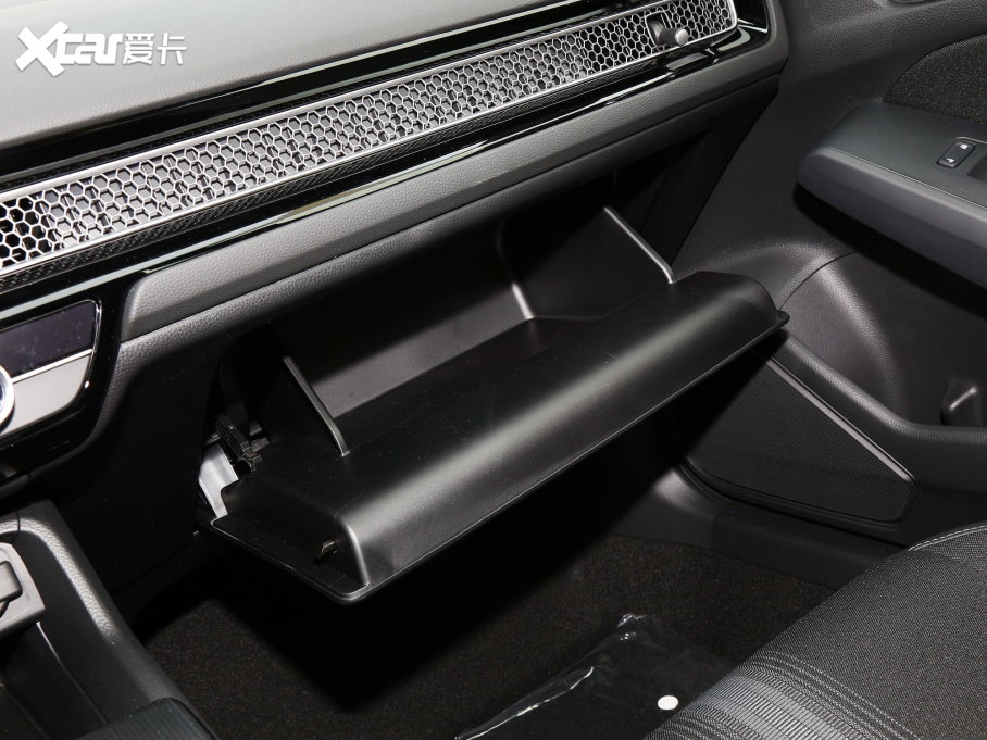 2023˼HATCHBACK HATCHBACK 240TURBO CVTOJ