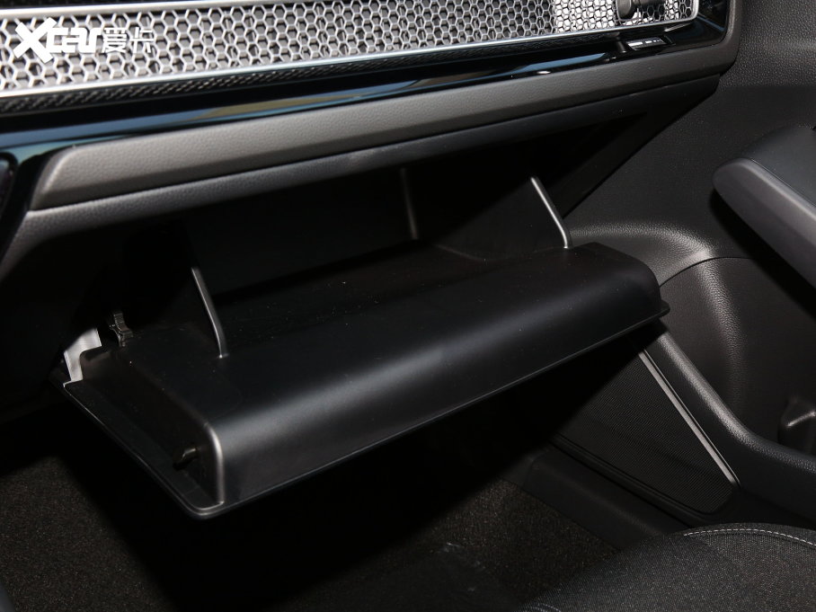 2023˼HATCHBACK HATCHBACK 2.0L e:HEV Oװ