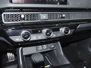 2023HATCHBACK 240TURBO CVTOh {{