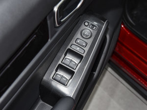 2023HATCHBACK 240TURBO CVTOh {܇ƅ^(q)	