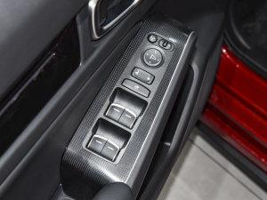 2023HATCHBACK 240TURBO CVTOh п؅^