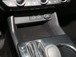 2023HATCHBACK 240TURBO CVTOS g