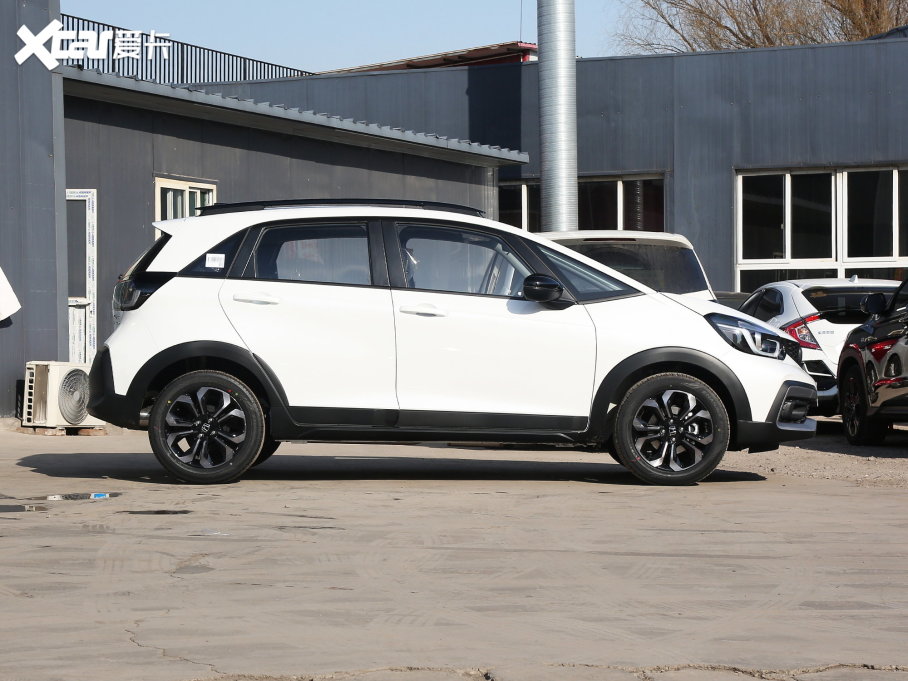 2023LIFE 1.5L CVT CRO-SS`Ȥ