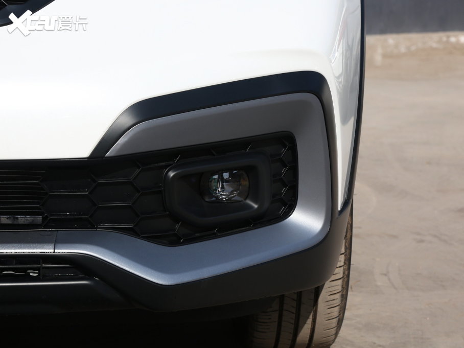 2023LIFE 1.5L CVT CRO-SS`Ȥ