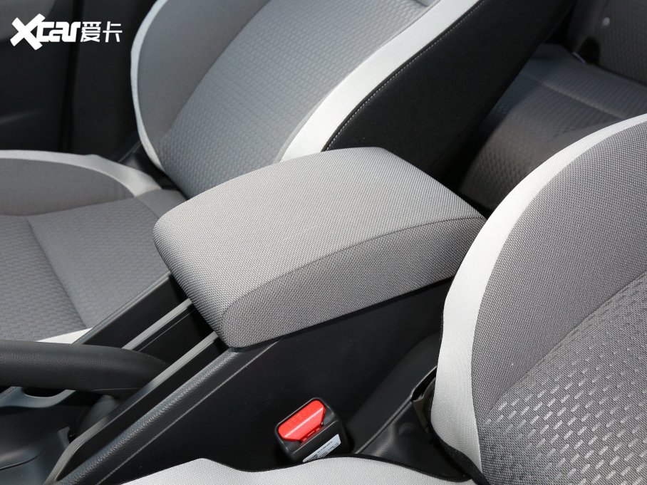 2023��LIFE 1.5L CVT CRO-SS�`Ȥ��