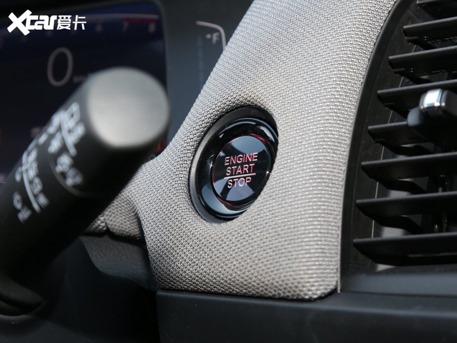 2023LIFE 1.5L CVT SPORTĄӰ