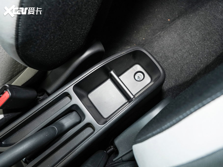 2023��LIFE 1.5L CVT CRO-S��Ȥ��