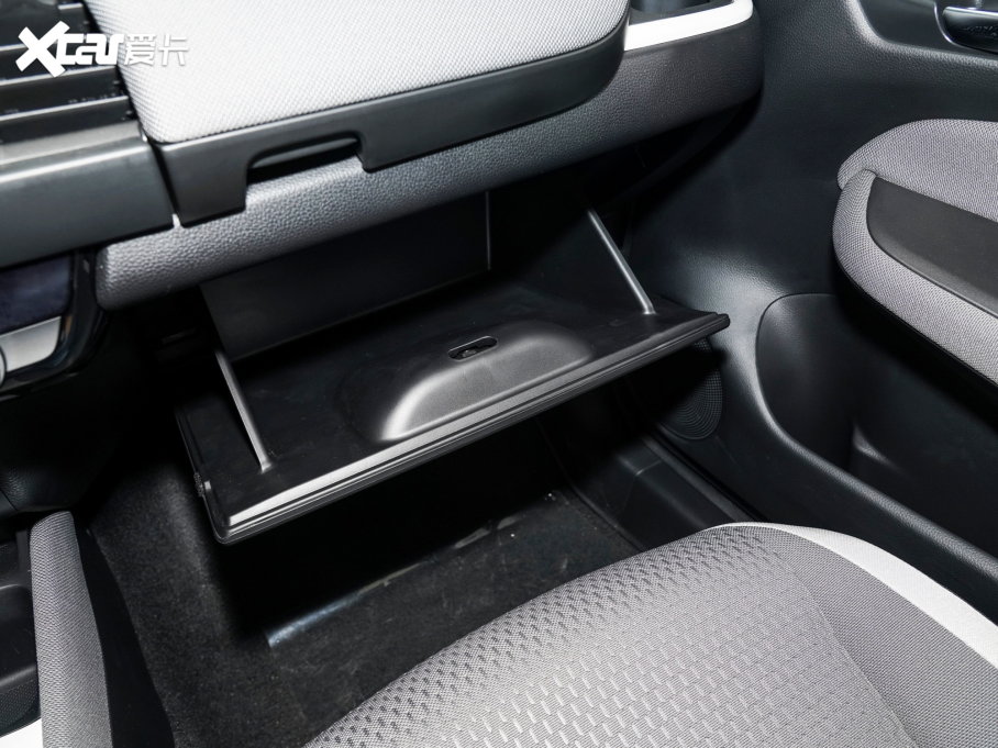 2023��LIFE 1.5L CVT CRO-S��Ȥ��