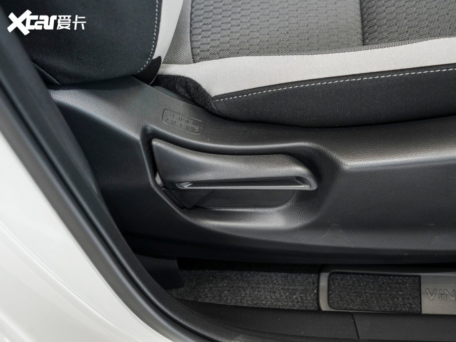 2023LIFE 1.5L CVT CRO-SȤ